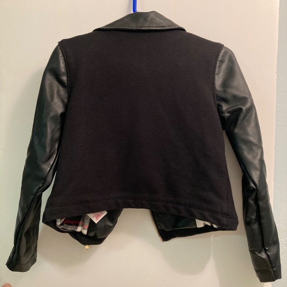 Girls Small (4T) Disney Minnie Mouse Biker Style Jacket Faux Leather EUC - Picture 12 of 14